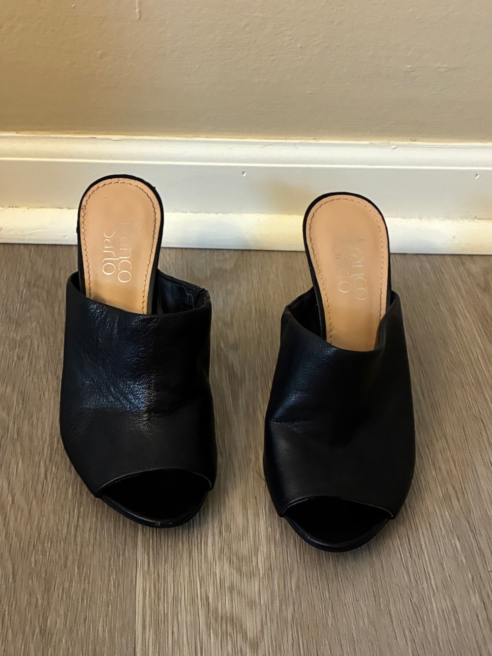 Franco Sarto Black Leather Peep-Toe Heel Mules sz 6